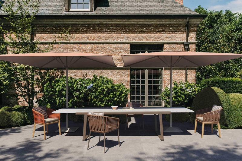 El La Napoule Outdoor Dining Set