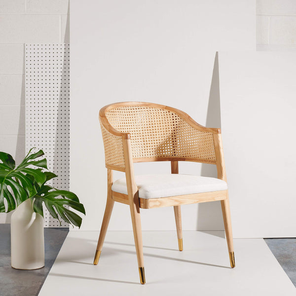 Silla de comedor moderna de ratán con estructura de madera maciza