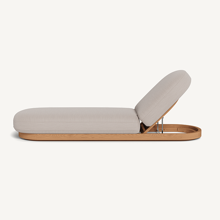 Commo Pool Loungers
