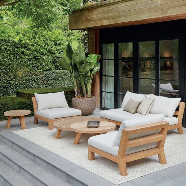 Conjunto moderno para exteriores: comodidad contemporánea + teca maciza + olefina + resistente a la intemperie