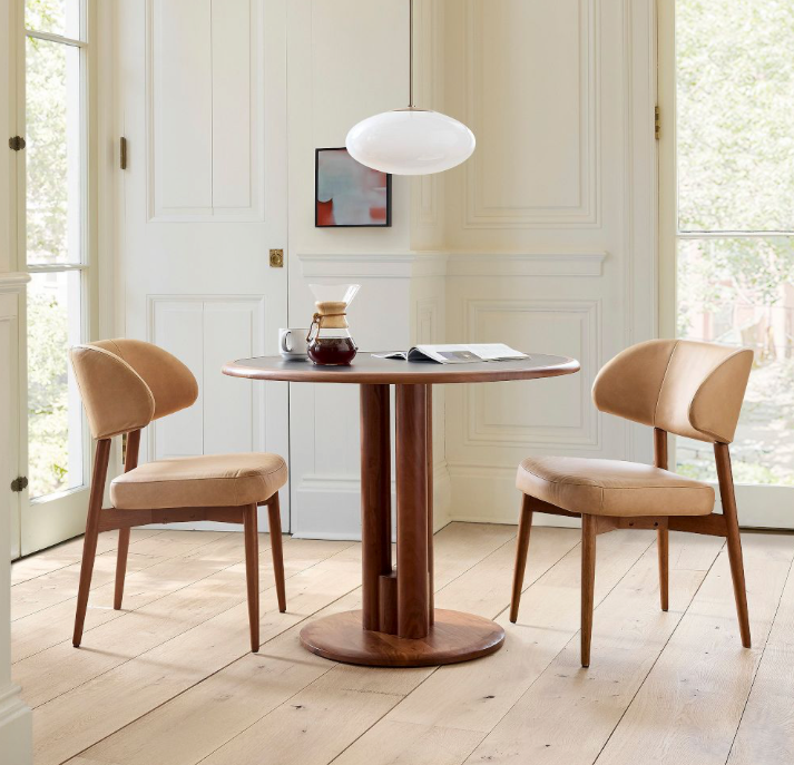 The Rustrel Dining Table