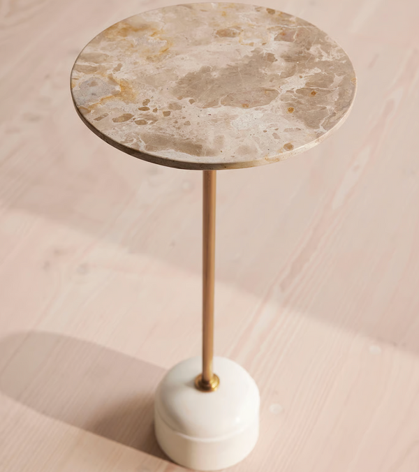 Mesa auxiliar de mármol de varios niveles Fleet