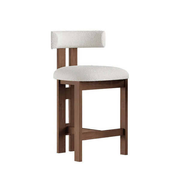 Taburete de bar moderno: estructura geométrica minimalista, madera maciza y tela bouclé