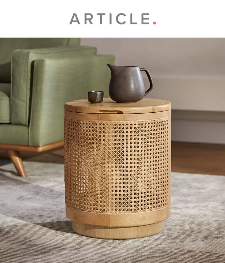 Mesa auxiliar de tambor de madera minimalista