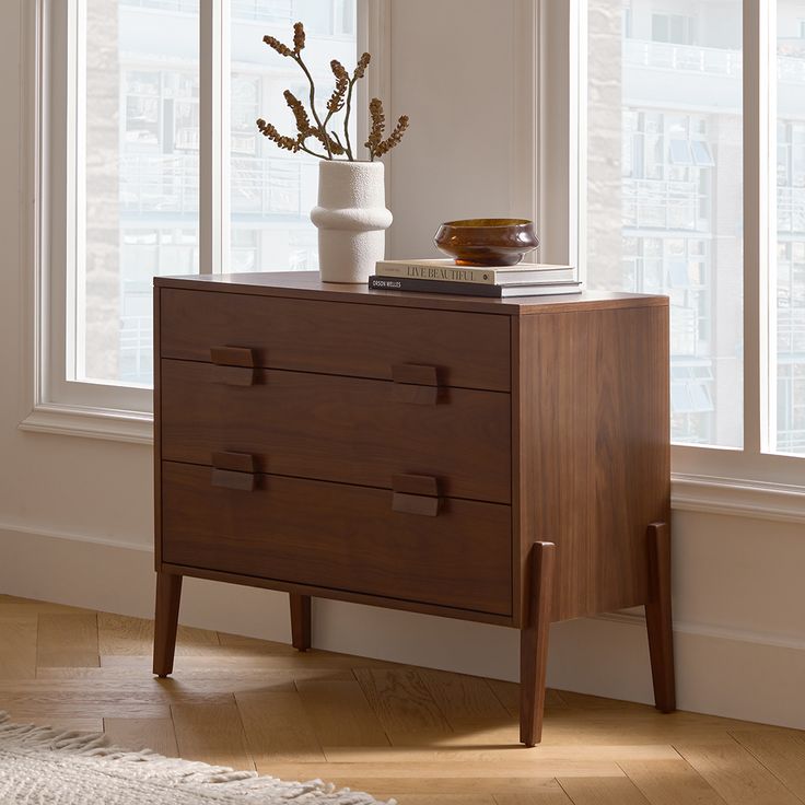 Popian chest of drawers in warm wood grain