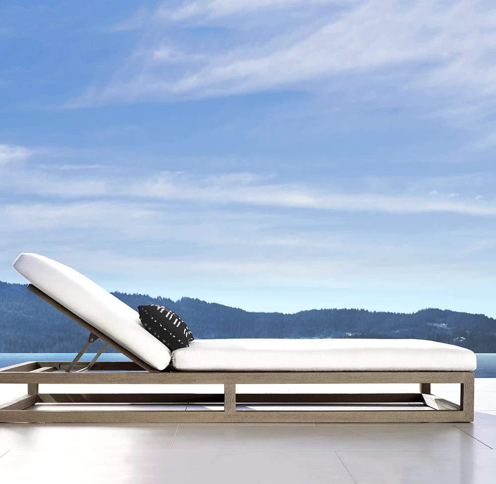 The Haut-de-Cagnes Sun Lounger