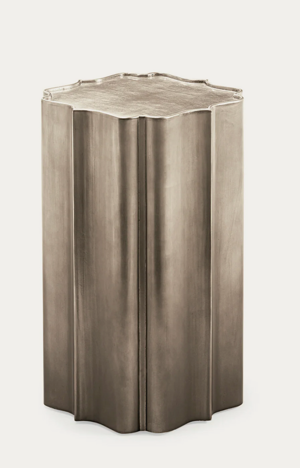 Symmetrical Metallic Column Stand