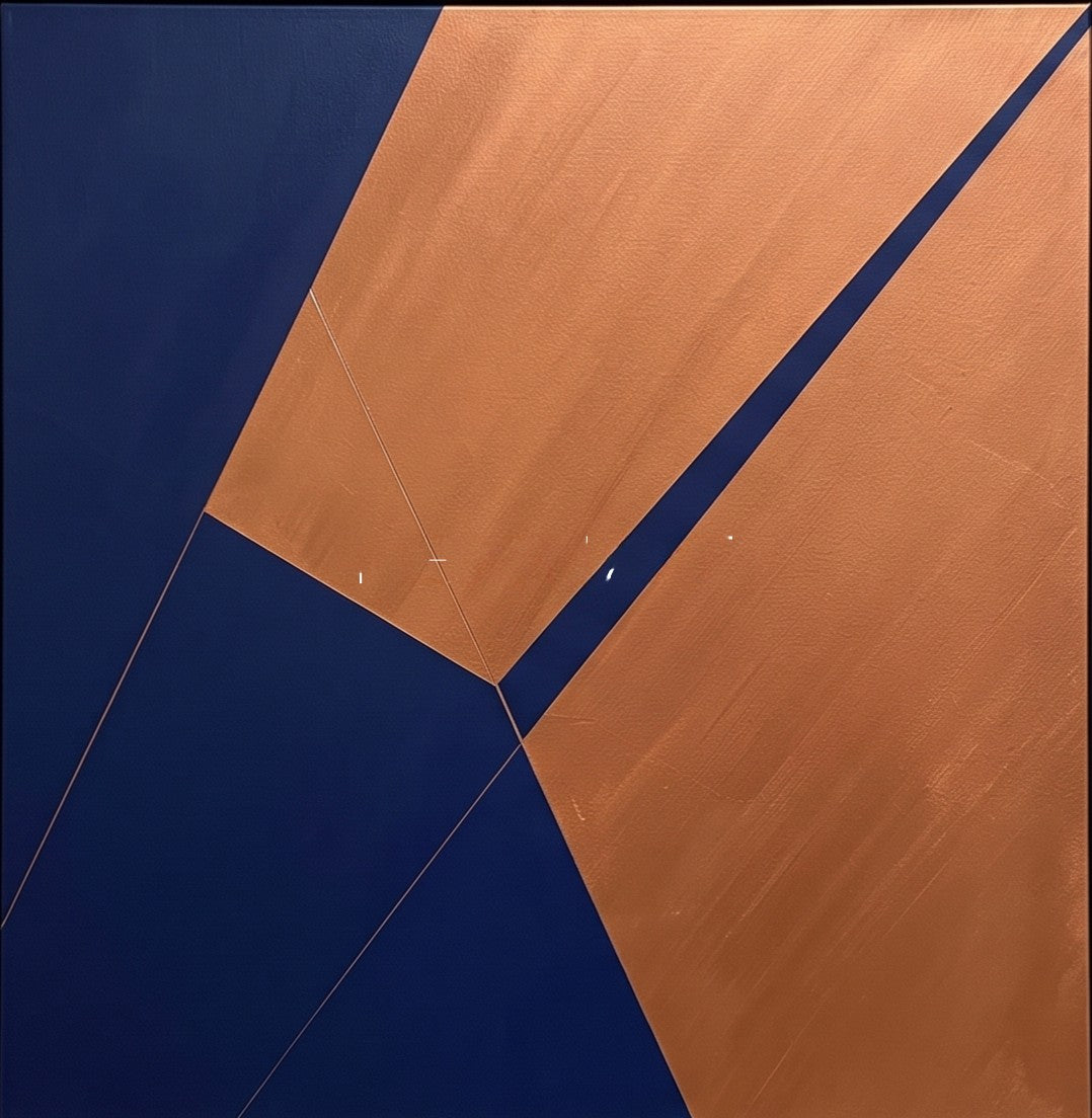 Planos geométricos en cobre y azul marino