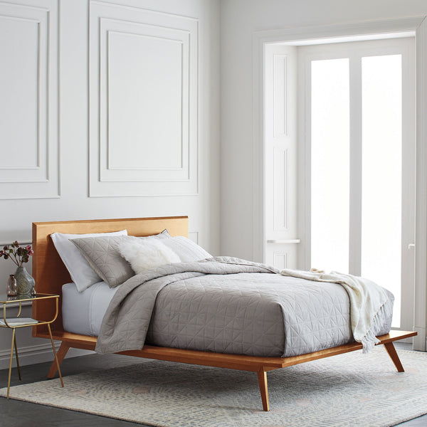 Curved Lattice Bed - Main View