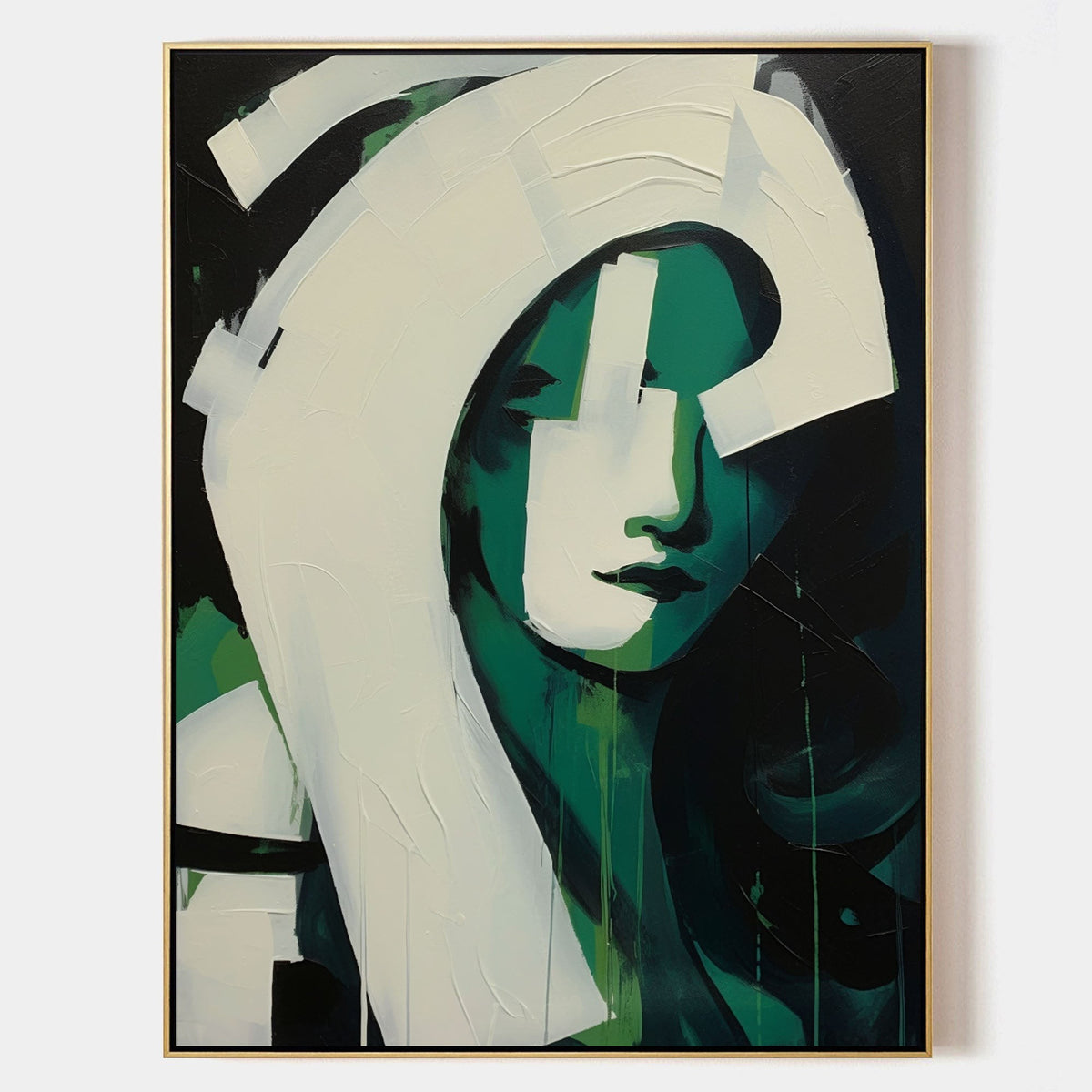 Emerald Portrait in Ivory Arcs