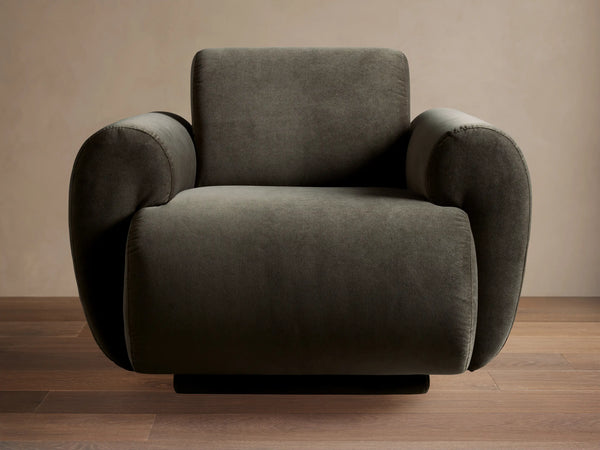 Gianni Series Lounge - Main View