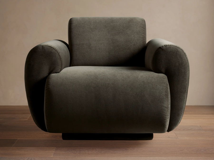 Gianni Series Lounge - Main View