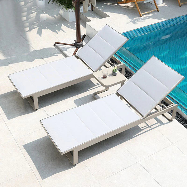 Moderna tumbona de aluminio ajustable para exteriores con arnés acolchado