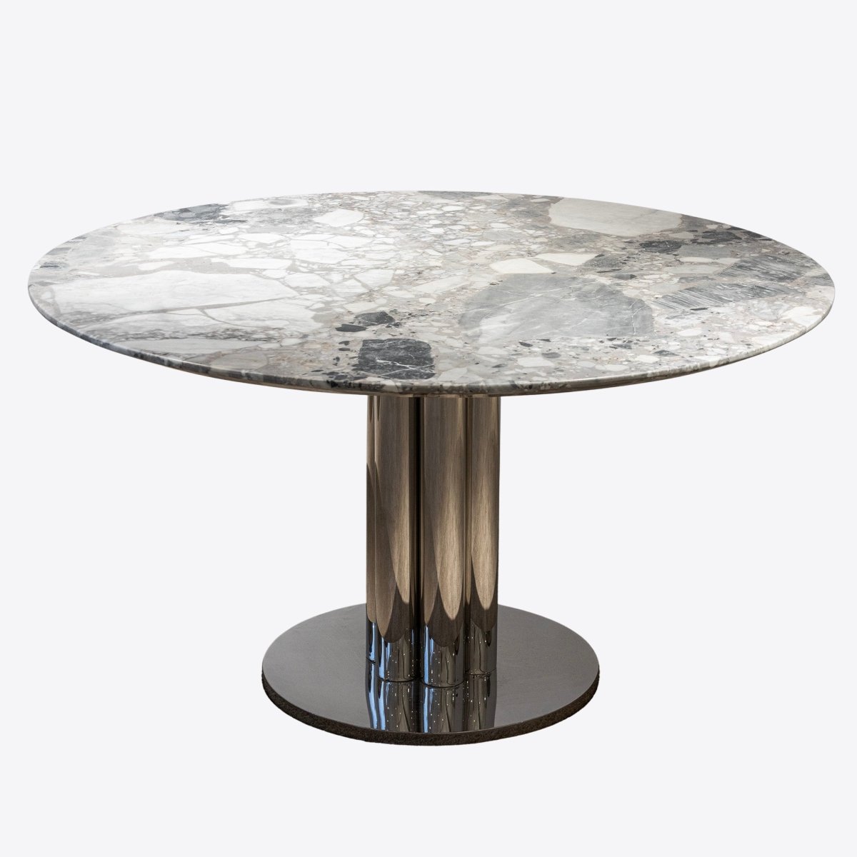 The Peyriac Dining Table