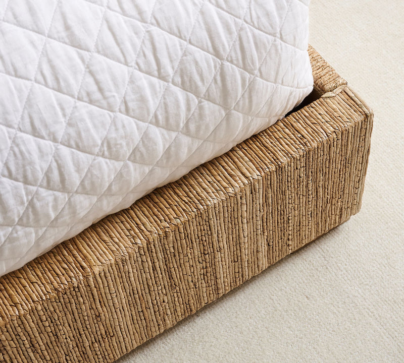 Malibu Woven Bed - Main View