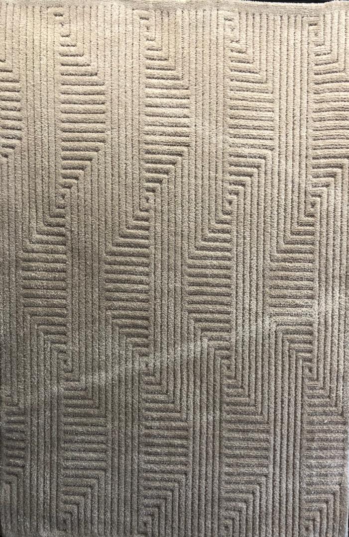 Modern beige geometric cut-pile area rug with sculpted maze pattern and high-low texture 1.5x2.2m