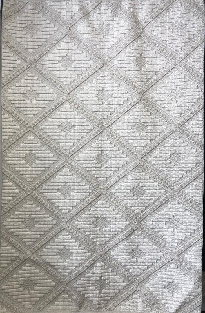 Modern Geometric Diamond Area Rug - Main View