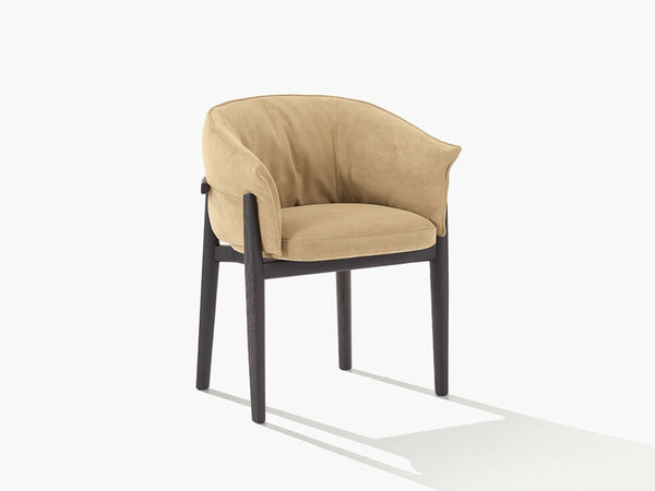Silla de comedor moderna con respaldo curvo: comodidad contemporánea, madera maciza y gamuza de primera calidad.
