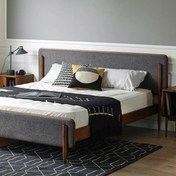 Retro Bed - Main View